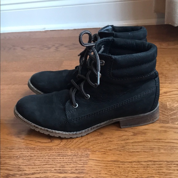 steve madden lace up ankle boots